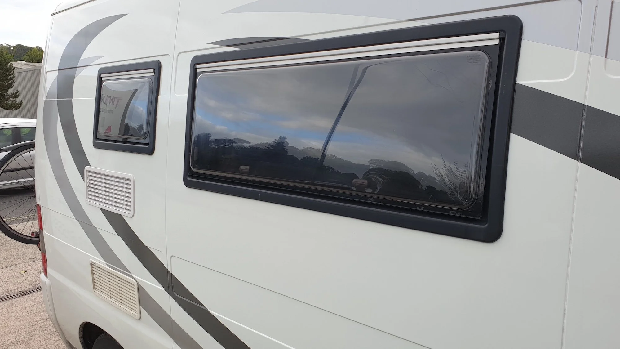 plastic-window-tinting-film-tintworx-20220915_160633